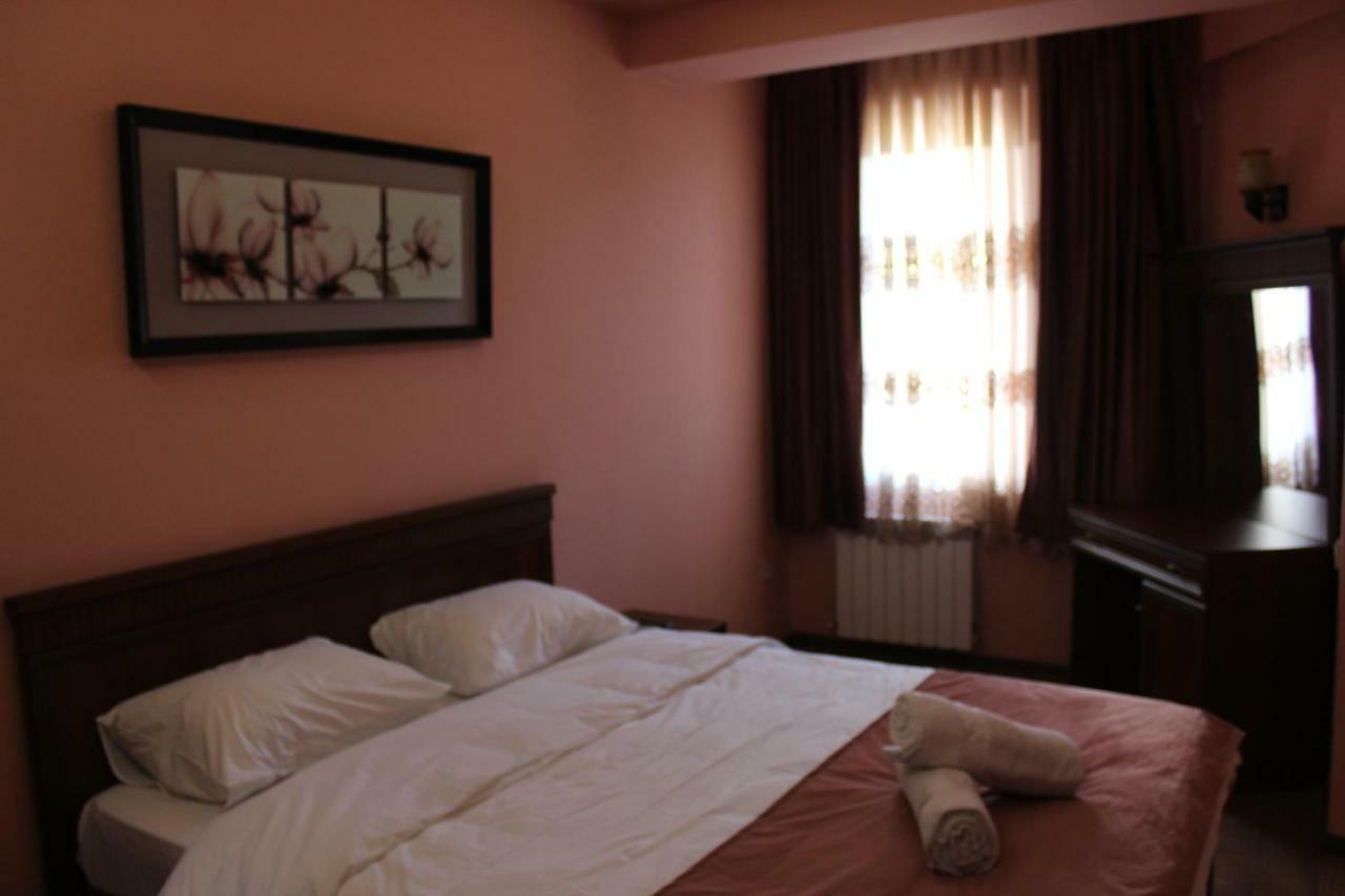 Batumi Apartment In Front Of Sheraton Екстер'єр фото
