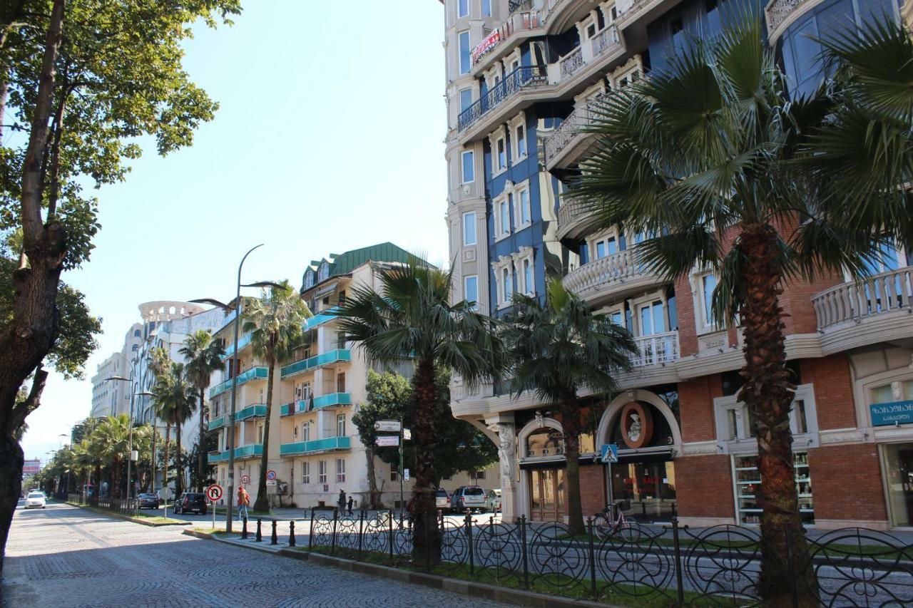 Batumi Apartment In Front Of Sheraton Екстер'єр фото