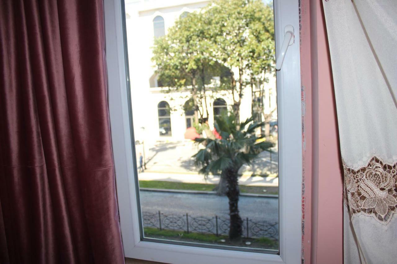 Batumi Apartment In Front Of Sheraton Екстер'єр фото