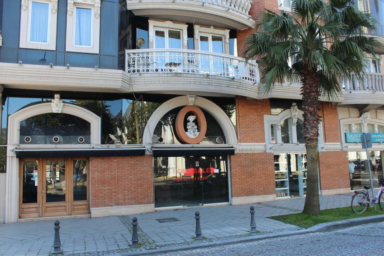 Batumi Apartment In Front Of Sheraton Екстер'єр фото