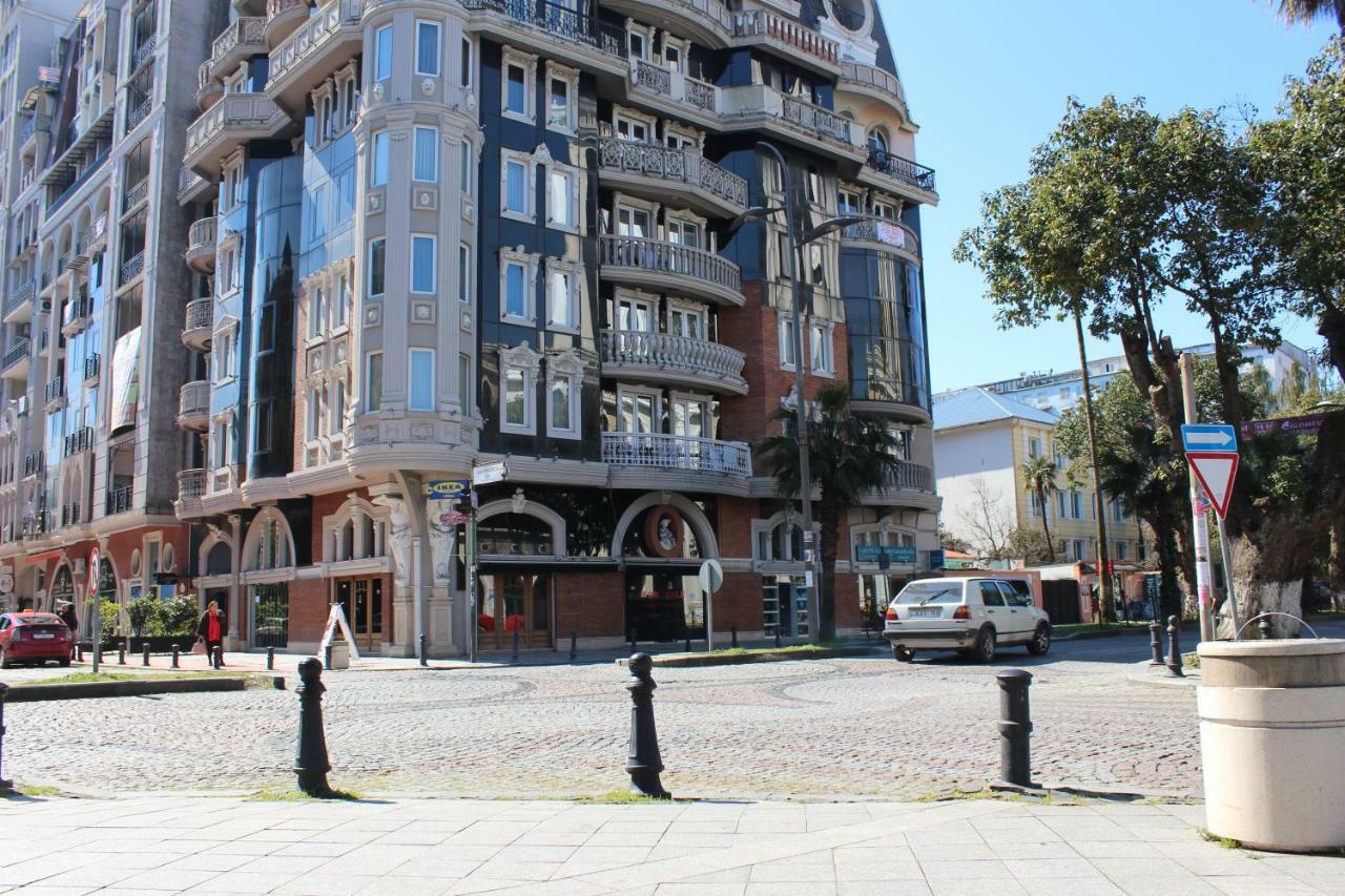 Batumi Apartment In Front Of Sheraton Екстер'єр фото