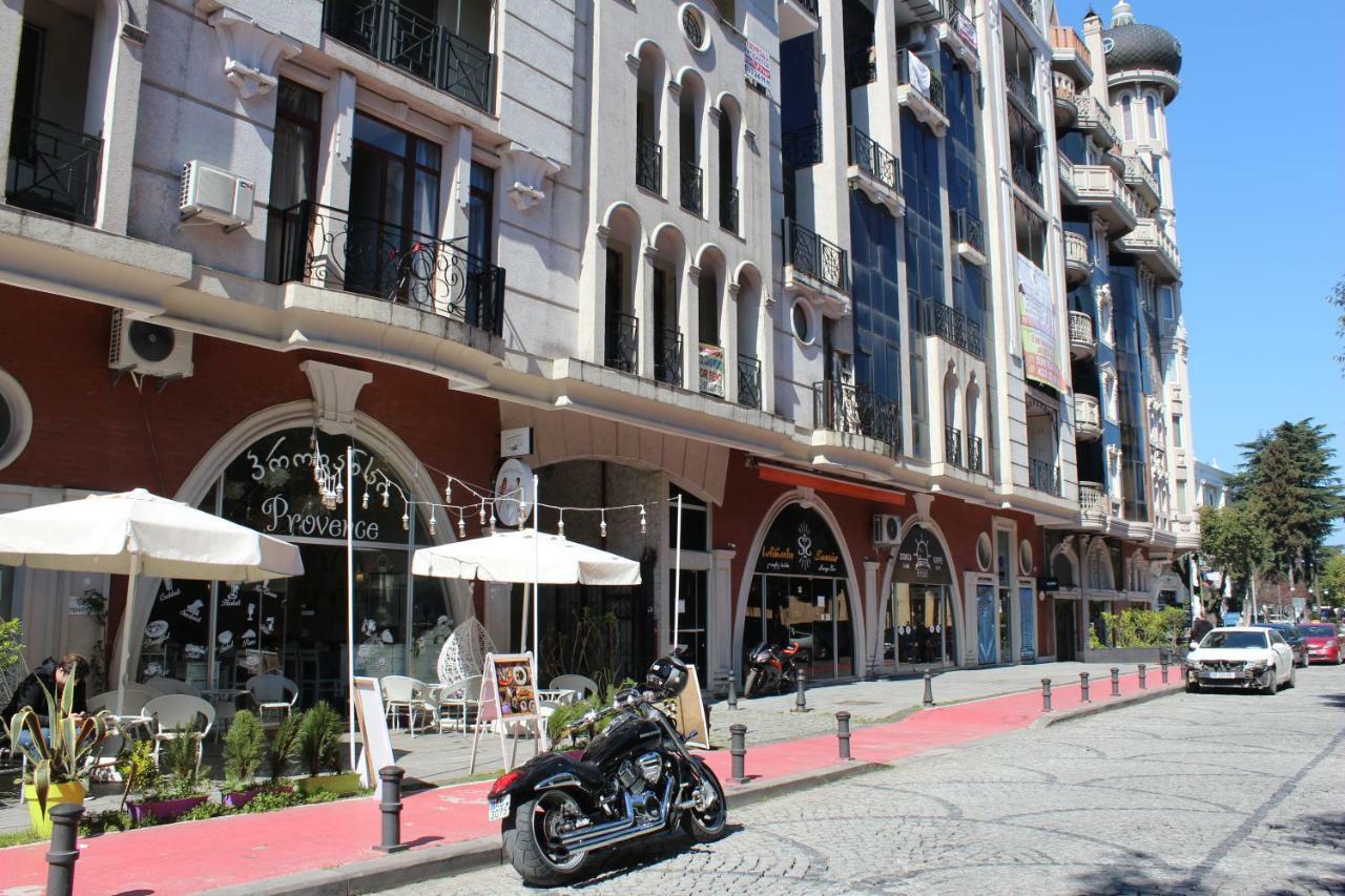 Batumi Apartment In Front Of Sheraton Екстер'єр фото