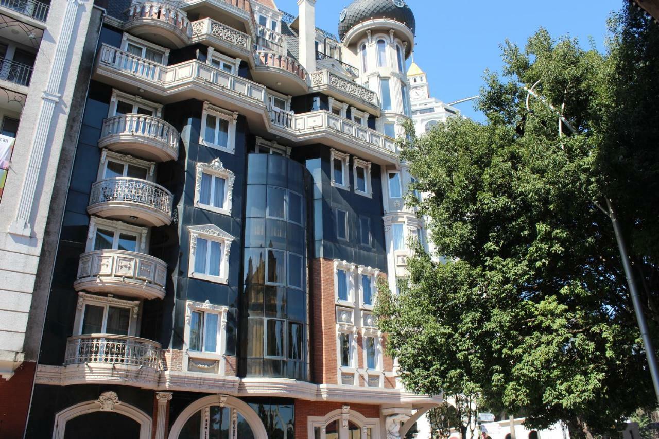 Batumi Apartment In Front Of Sheraton Екстер'єр фото
