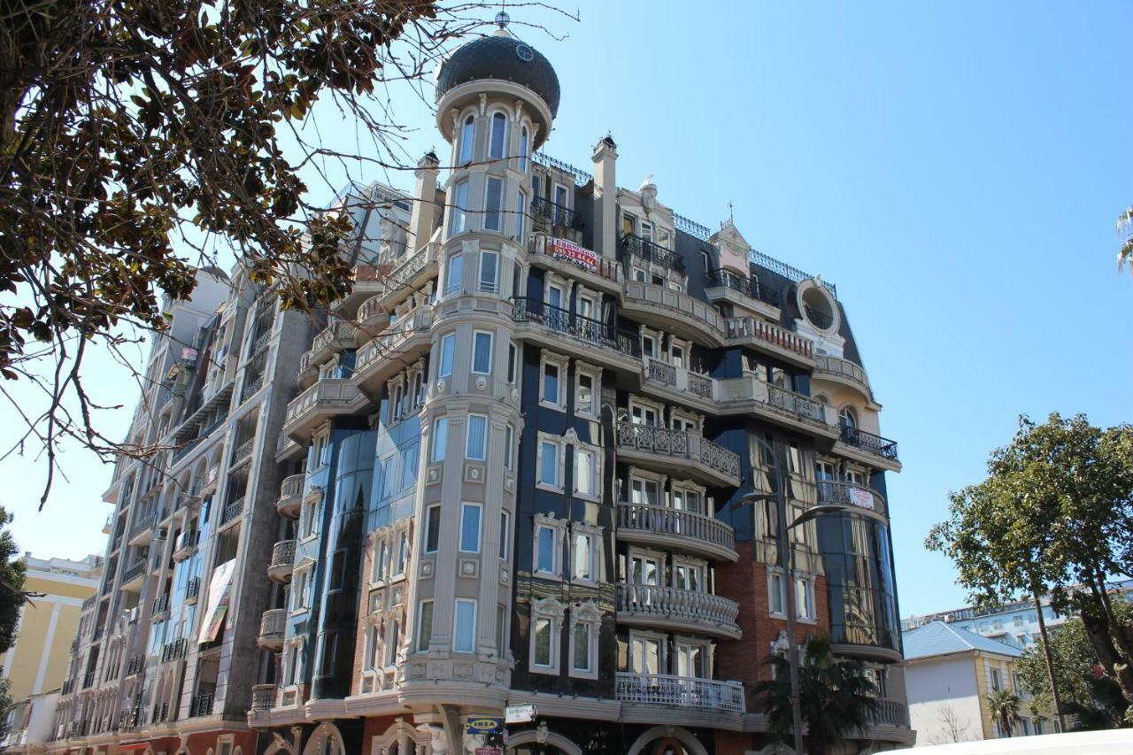 Batumi Apartment In Front Of Sheraton Екстер'єр фото